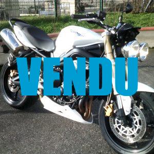 TRIUMPH STREET TRIPLE 675