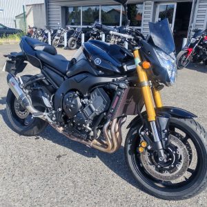 YAMAHA FZ8